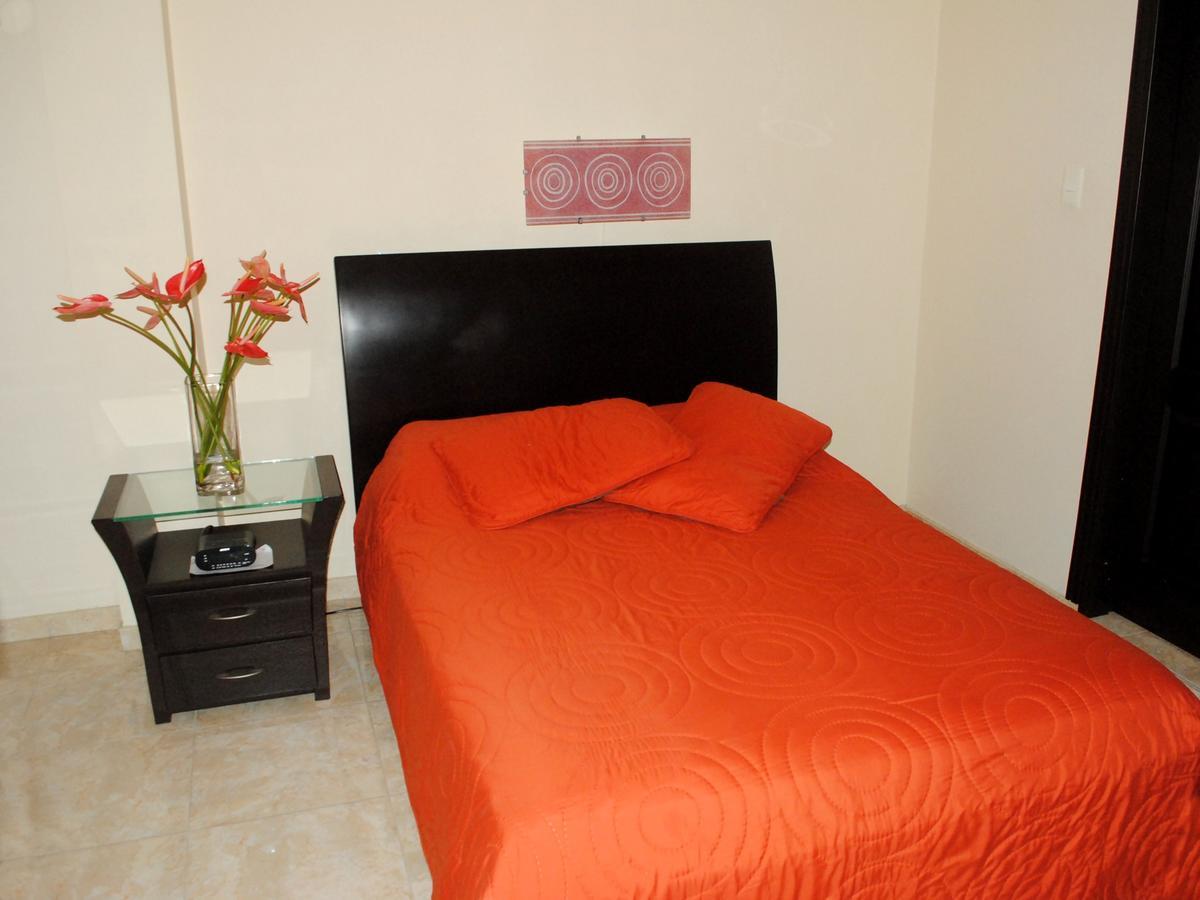 Hotel Victoria Chinchina Екстер'єр фото